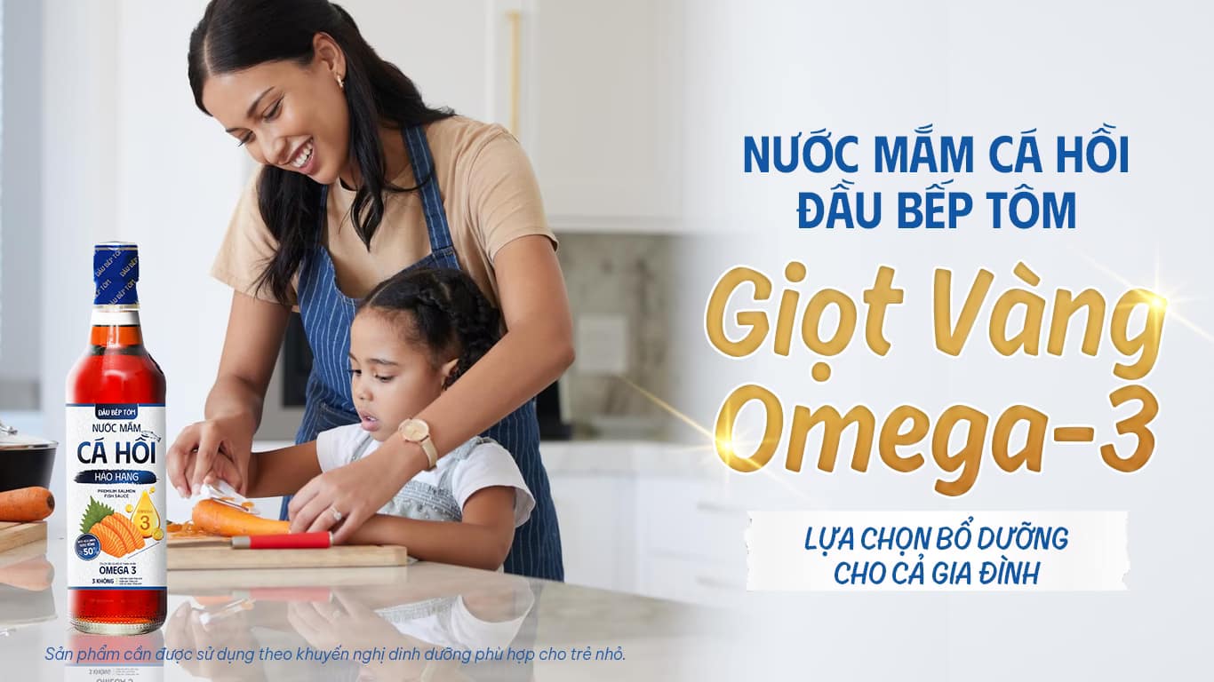 Nước mắm cá hồi Đầu Bếp Tôm - Gia vị an toàn cho bé ăn dặm